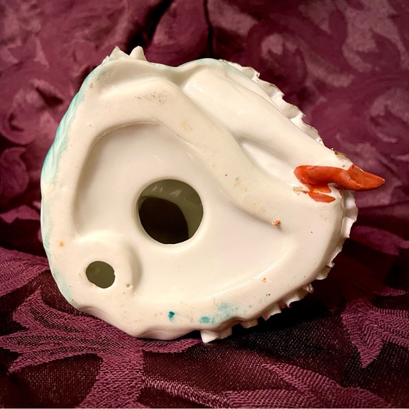 Victorian Lace Porcelain Boy & Girl Figurine Set - Picture 7 of 13